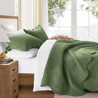 IR Imperial Rooms 8 Pack Quilt King Size Bedding (106" x 96") - Bulk Wholesale for Hotels, Guest Bedroom & Airbnbs - Lightweight Microfiber Reversible Embossed Quilts Bedspread (Olive Green)
