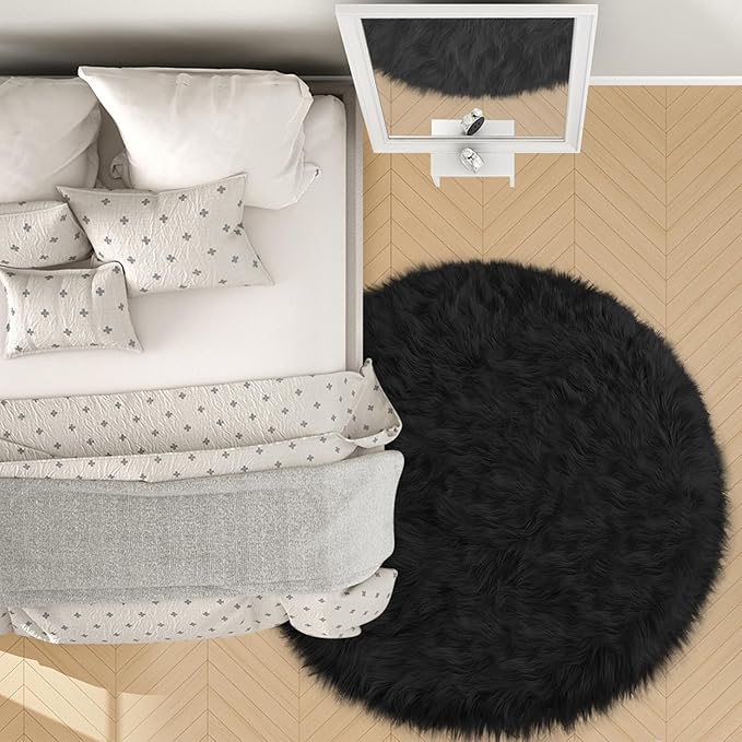 Faux Fur Black Round Rug 4ft for Bedroom, Black Fur Circle Rug Furry Shag Carpet for Living Room Kids Room Teen's Room, Plush Shaggy Circular Rug for Nursery Room Dorm