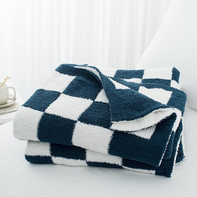 Carriediosa Checkered Throw Blanket 60" X 80" Twin, 400GSM Ultra Soft Microfiber Fuzzy Fluffy Reversible Cute Preppy Knitted Blankets Cozy Plush Fall Throws for Couch, Bed, Sofa, Navy Blue
