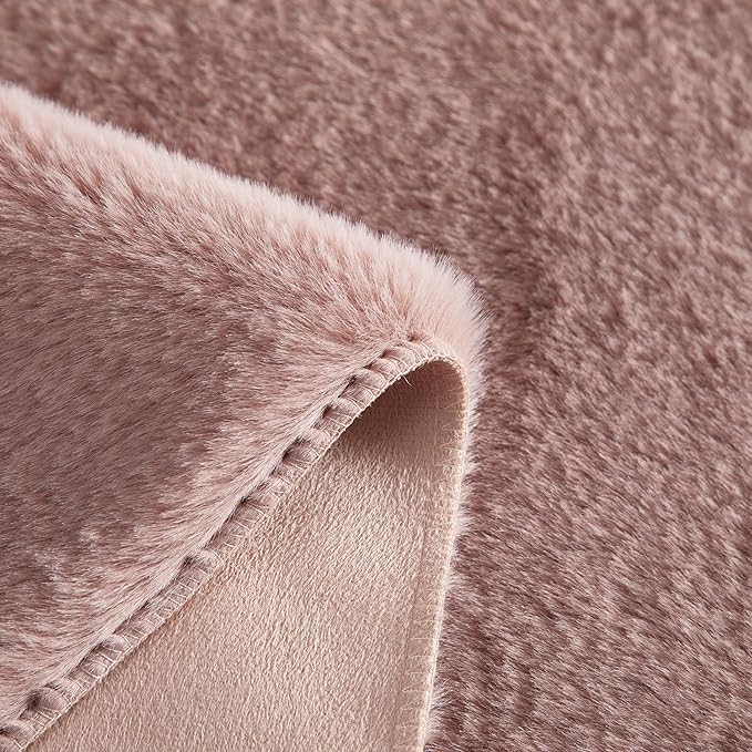 Stratford Park Blush Faux Fur Rug, 30" x 46", Ultra Soft Rug for Living Room Bedroom, Home Decor