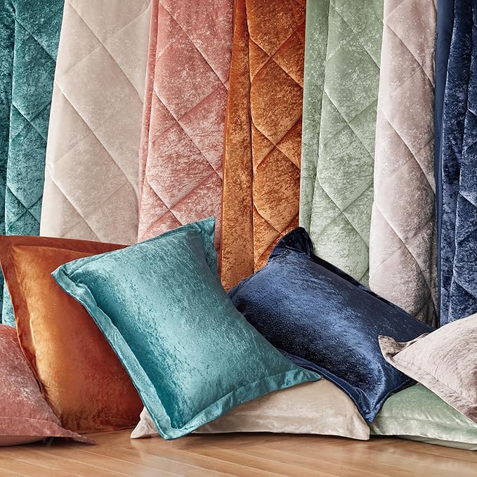 Intelligent Design Felicia Luxe Comforter Velvet Lush Double Sided Diamond Quilting, Modern All Season Bedding Set with Matching Sham, Decorative Pillow, Full/Queen(90"x90"), Blush 4 Piece