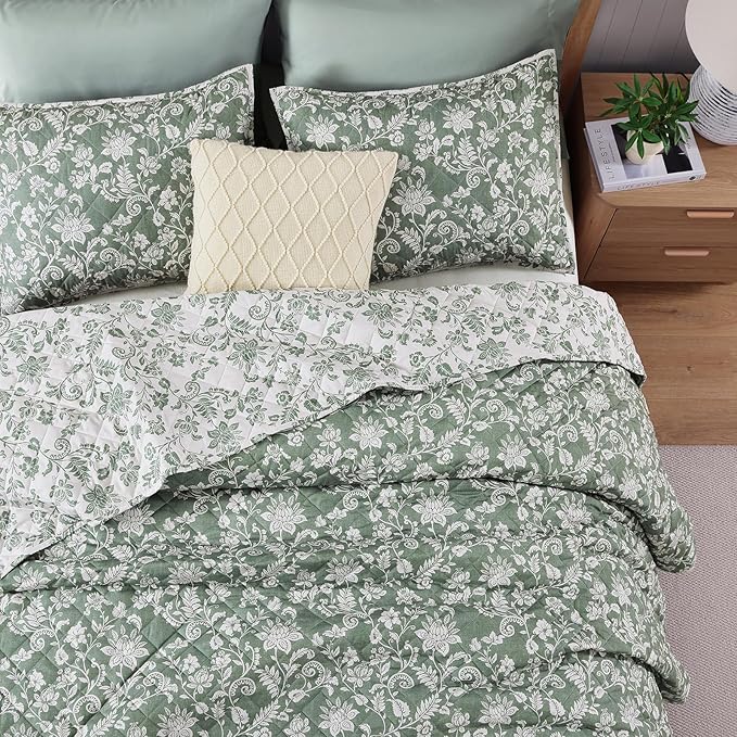 BLOOMHAVEN Quilt Set Twin Size, Green Floral Quilt Sets, Reversible Bedspread Lightweight and Breathable for All Seasons, Soft Quilted Bedspread with 1 Pillow Sham