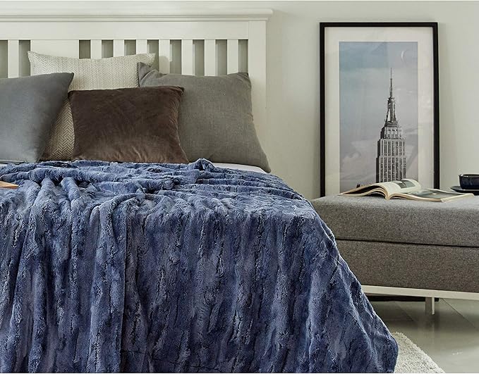 MHD l [Made in Korea] Premium Faux Fur Throw Blanket : Luxury Double-Sided 15mm Microfiber Blanket, 800 GSM :Tan Navy, 60" x 79"