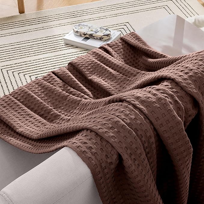 Elegant Comfort Premium 100% Cotton Waffle Blanket - Lightweight Breathable Waffle Weave Bed Blanket - Soft and Warm All Season Blanket for Couch, Sofa and Bed, Queen Size 90x90 Inches, Brown