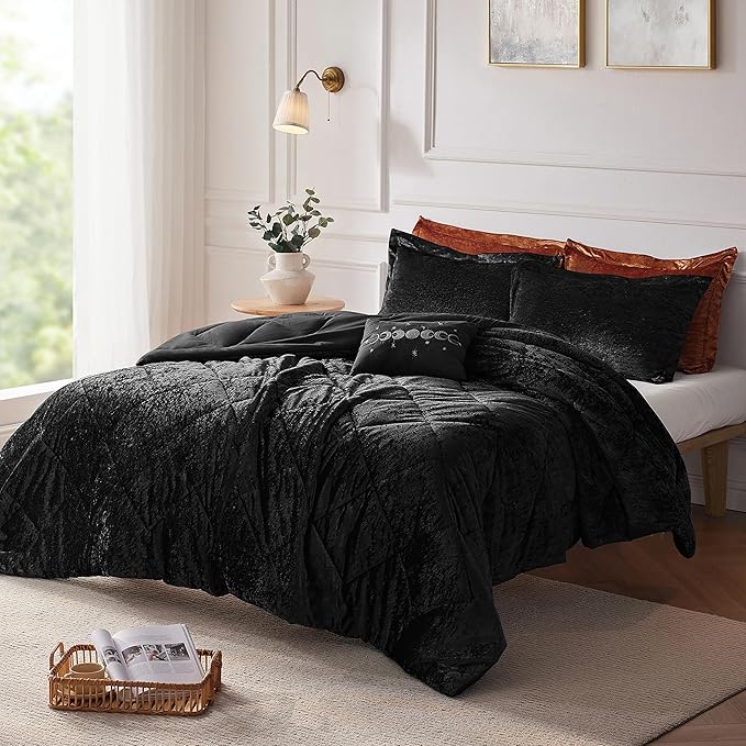 Intelligent Design King Comforter Set, Velvet Comforter Set , Luxury Diamond Quilting Comforter Set, Fluffy Comforter Bed Set with Decorative Pillowand 2 Shams, 4 Piece Black, King/ Cal King
