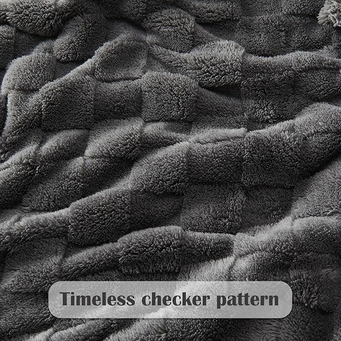 NEWCOSPLAY Super Soft Queen Blanket Dark Grey Premium Silky Flannel Fleece 3D Checkered Lightweight Bed Blanket All Season Use (Dark Grey Checkered, Queen(90"x90"))