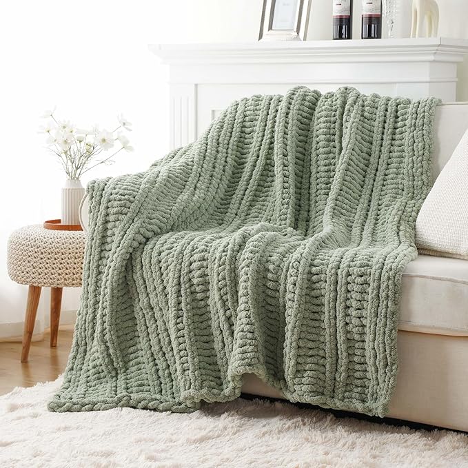 Battilo Chunky Knit Blanket Throw，Sage Throw Blanket for Couch, Thick Warm Soft Cozy Knitted Chenille Throw Blanket for Sofa, Bed, Living Room, 50"x60"