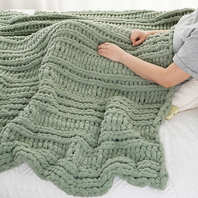 Battilo Chunky Knit Blanket Throw，Sage Throw Blanket for Couch, Thick Warm Soft Cozy Knitted Chenille Throw Blanket for Sofa, Bed, Living Room, 50"x60"