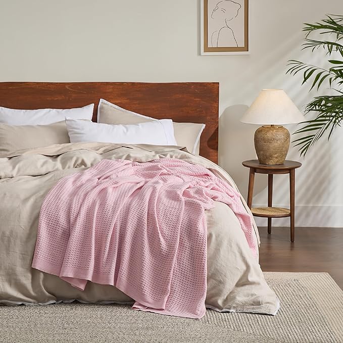 Bedsure Gentlesoft 100% Cotton Blanket King Size for Bed - Breathable and Soft for Spring Summer, Thick Cozy Waffle Weave Blanket Gifts for Women, Pink, 104x90 inches