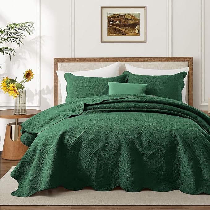 IR Imperial Rooms 8 Pack California King Quilt Bedding Set (118"x106") - Bulk Wholesale for Hotels, Guest Bedroom & Airbnbs - Microfiber Reversible Floral Embossed Quilts Bedspreads (Emerald)