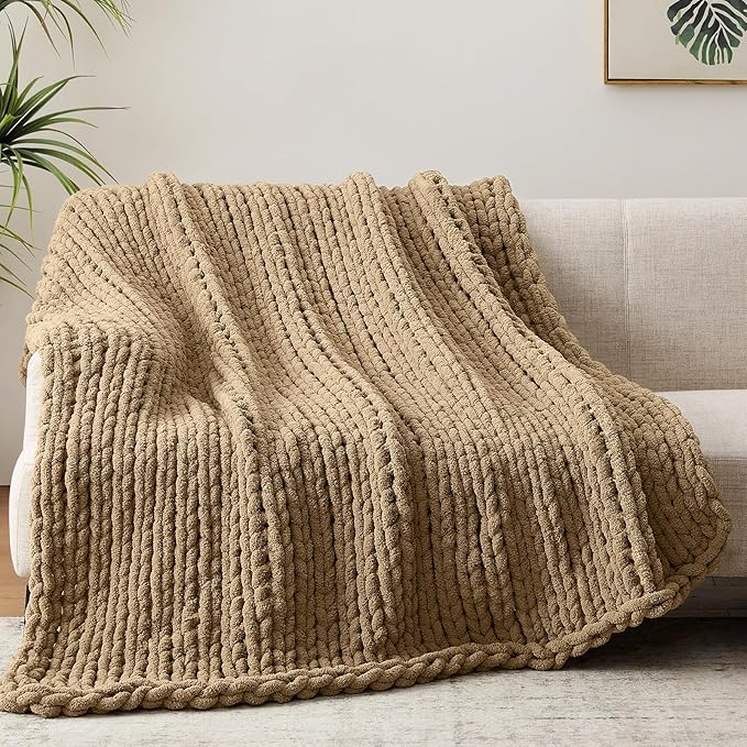 Negwoo Chunky Knit Throw Blanket, 40''*50'' Knitted Throw Chenille Yarn for Bed Couch, Handmade Light Brown Crochet Big Thick Blanket, Machine Washable Cute Comfy Blanket for Home Decor
