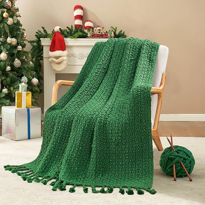 Chunky Knit Throw Blanket with Braided Tassels 50" x 60", Hand Knitted Soft Thick Yarn Basket Weave Boho Farmhouse Blanket, Plush Fluffy Tassel Decor Throw for Couch Bed Sofa, Christmas Green