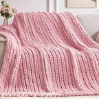 Negwoo Chunky Knit Throw Blanket, 40''*50'' Knitted Throw Chenille Yarn for Bed Couch, Handmade Light Pink Crochet Big Thick Blanket, Machine Washable Cute Comfy Blanket for Home Decor