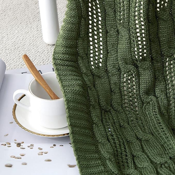Aormenzy Cable Knit Throw Blankets 30 x 40 Inches, Soft Cozy and Lightweight Knitted Blanket, Machine Washable 100 Percent Acrylic Blanket, Decorative Throw Blanket for Couch Sofa Bed, Forest Green