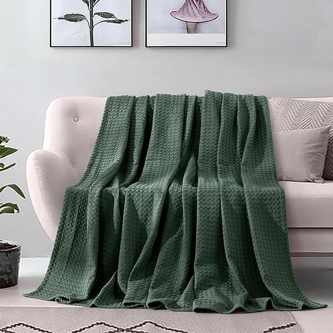 Elegant Comfort Premium 100% Cotton Waffle Blanket - Lightweight Breathable Waffle Weave Bed Blanket - Soft and Warm All Season Blanket for Couch, Sofa and Bed, Twin Size 68x88 Inches, Hunter Green
