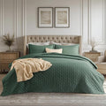 Bedsure Quilts Queen Size - Dark Green Bedspread Queen Size & Lightweight Comforter, Modern Coverlet with Clover Pattern, Ultra Soft All-Season Bedding, 90 x 96 Inches | Stitch-Free Quilting, Ultra Soft, Lightweight, Machine Washable, Pet-Friendly