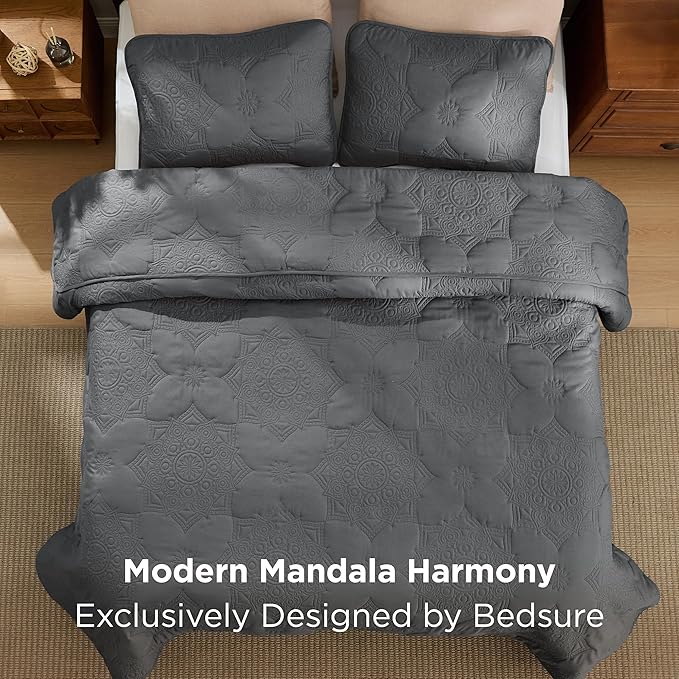 Bedsure Quilts Queen Size - Dark Grey Bedspread Queen Size & Lightweight Comforter, Modern Coverlet with Mandala Pattern, Ultra Soft All-Season Bedding, 90 x 96 Inches | Stitch-Free Quilting, Ultra Soft, Lightweight, Machine Washable, Pet-Friendly