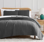 Southshore Fine Living, Inc. Oversized Quilt Bedding Set Lightweight, Prewash Fabric Soft Bedspread 3-Piece with Two Matching Shams (108 in Wide x 98 in Long), King/California King, Chevron Slate