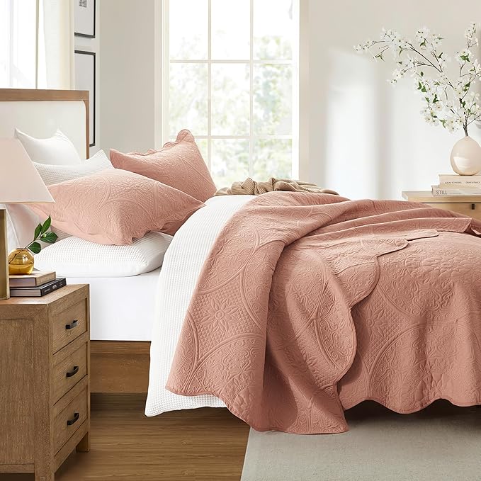 IR Imperial Rooms Queen Quilt Bedding Set Size (90" x 96") + 2 Pillow Shams (20" x 26"+ 2") - 3 Pcs All Season Lightweight Microfiber Coverlet Floral Embossed Quilt Bedspread (Baby Pink/Peach)