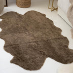 Nordic Sheep Real Sheepskin Rug 4x6 ft | Sheepskin Rugs for Living Room and Sofa | Large Bedside Rugs for Bedrooms is Breathable & Heat-regulating | Fluffy Rug in Color Light Brown