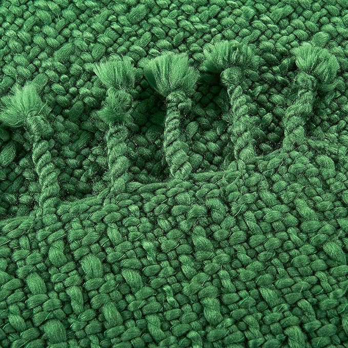 Chunky Knit Throw Blanket with Braided Tassels 50" x 60", Hand Knitted Soft Thick Yarn Basket Weave Boho Farmhouse Blanket, Plush Fluffy Tassel Decor Throw for Couch Bed Sofa, Christmas Green