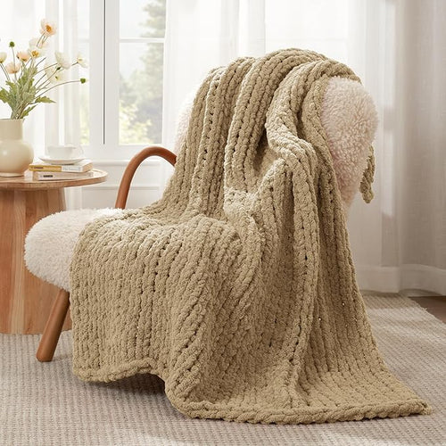 Amélie Home Chunky Knit Throw Blanket for Couch, Soft Chenille Handmade Crochet Throw Rope Knot Blanket for Children, 40"x50", Beige