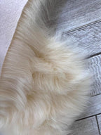 LAMBZY Bear Skin Rug Super Soft Fluffy Faux Fur for Bedroom Floor Sofa Living Room High-Density Plush Shaggy Carpet Sofa Cover Bedside Sheepskin Rug (2'x3', Cream)
