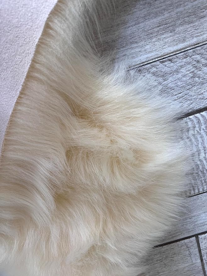 LAMBZY Bear Skin Rug Super Soft Fluffy Faux Fur for Bedroom Floor Sofa Living Room High-Density Plush Shaggy Carpet Sofa Cover Bedside Sheepskin Rug (6'x9', Cream)