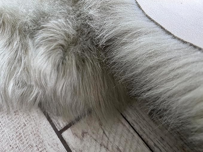 LAMBZY Bear Skin Rug Super Soft Fluffy Faux Fur for Bedroom Floor Sofa Living Room High-Density Plush Shaggy Carpet Sofa Cover Bedside Sheepskin Rug (5'x7', Grey)