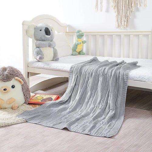Aormenzy Cable Knit Throw Blankets 30 x 40 Inches, Soft Cozy and Lightweight Knitted Blanket, Machine Washable 100 Percent Acrylic Blanket, Decorative Throw Blanket for Couch Sofa Bed, Silver Grey