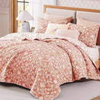 BLOOMHAVEN Quilt Set Queen Size, Clay Pink Floral Quilt Sets, Reversible Bedspread Lightweight and Breathable for All Seasons, Soft Quilted Bedspread with 2 Pillow Shams