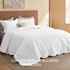 Bedsure Quilt King Size - Ultra Soft Pre-Washed Cloud-Like Bedding, All-Season Lightweight Comforter for Country Bedroom, Leaf Design Coverlet in Pure White, 106 x 96 Inches | Stitch-Free Quilting, Ultra Soft, Lightweight, Machine Washable, Pet-Friendly