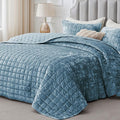 BEDELITE Velvet Quilt Set Queen Size - Luxury Velvet Comforter Bedding Set 3 Pieces, Lightweight Soft Cozy Shiny Dusty Blue Oversized Bedspread Coverlet for All Seasons with 2 Pillow Shams