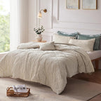Intelligent Design Twin Comforter Set Velvet Comforters Twin Bedding Reversible, All Season, Diamond Quilted Bedding Microfiber Twin Size Comforters, Felicia, Twin/Twin XL, Champagne 3 Piece