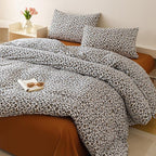 CLOTHKNOW Black Leopard Print King Size Comforter Set 3Pcs Cheetah Bedding Comforter Sets Black White Brown Bedding Sets with 2 x Pillowcases