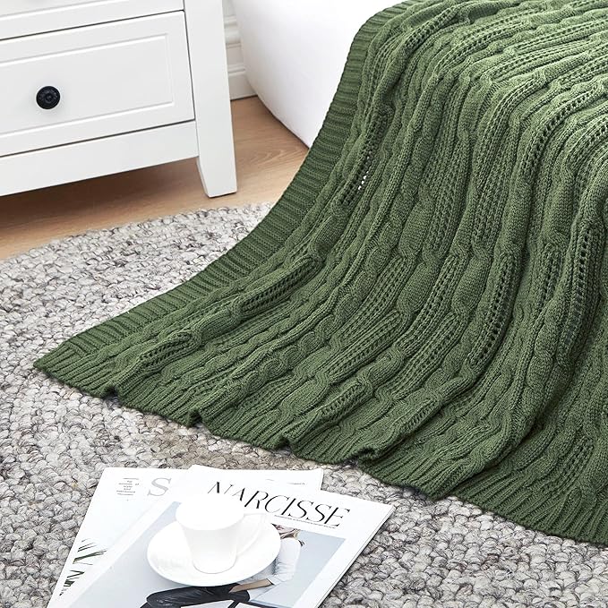 Aormenzy Cable Knit Throw Blankets 50 x 60 Inches, Soft Cozy and Lightweight Knitted Blanket, Machine Washable Acrylic Blanket, Decorative Throw Blanket for Couch Sofa Bed, Forest Green