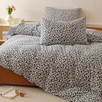 Luxlovery Leopard Comforter Set Full Animal Cheetah Printed Comforter Black White Bedding Set Fluffy Soft Blanket Quilts with 2 Pillowcases for Kids Teens Full Bed