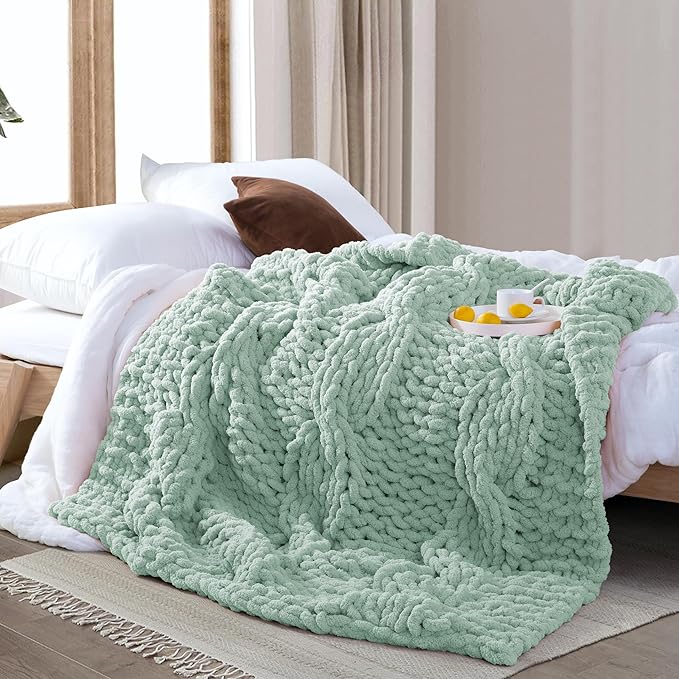 Chunky Knit Blanket Throw - 100% Hand Knitted Chunky Soft Throw Blanket for Couch, Thick and Warm Blanket for Winter, Dark Green, 50x60 Inches