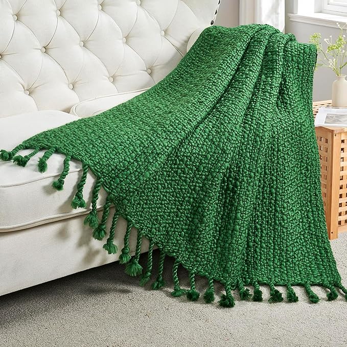 Chunky Knit Throw Blanket with Braided Tassels 50" x 60", Hand Knitted Soft Thick Yarn Basket Weave Boho Farmhouse Blanket, Plush Fluffy Tassel Decor Throw for Couch Bed Sofa, Christmas Green