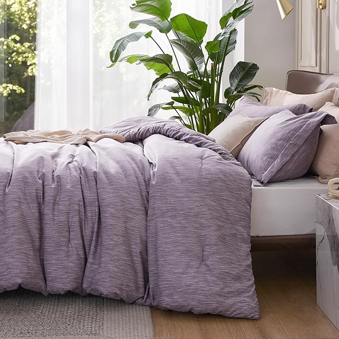 Bedsure King Size Comforter Set - Dark Red King Comforter Set, Soft Bedding for All Seasons, Cationic Dyed Bedding Set, 3 Pieces, 1 Comforter (104"x90") and 2 Pillow Shams (20"x36"+2")