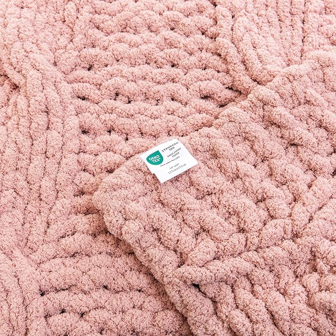WESHIONGOO Chunky Knit Blanket Throw 50"×60" Knitted Throw Blankets for Couch Bed Fluffy Soft Blanket with Jumbo Chenille Yarn Thick 100% Handmade(Pink)