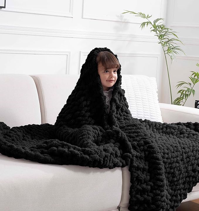 clootess Chunky Knit Blanket Knitted Throw Crochet Chenille Yarn Woven for Bed Sofa Textured Thick Cable Decor (Black 40x60 in)