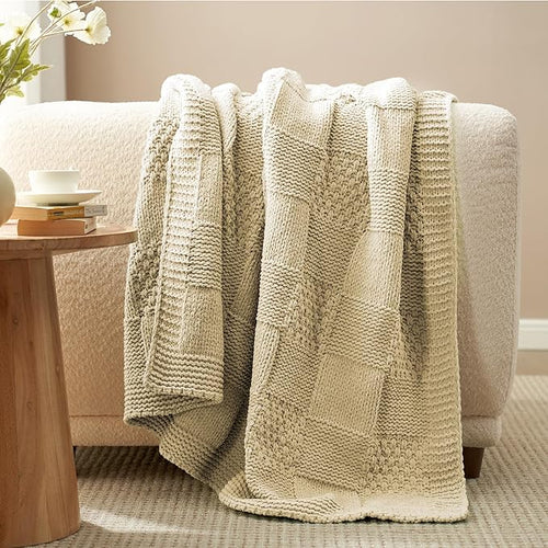 Amélie Home Knit Throw Blanket, Soft Chenille Cozy Breathable Checkered Chunky Decorative Blanket for Couch, Bed & Sofa, French-Inspired Lightweight Warm Gift for Women, Beige, 50"x60"