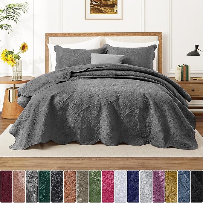 IR Imperial Rooms 10 Pack Twin Quilt Bedding Set (68" x 86") - Bulk Wholesale for Hotels, Guest Bedroom & Airbnbs - Lightweight Microfiber Reversible Floral Embossed Quilts Bedspreads (Grey)