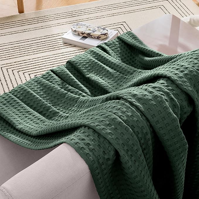 Elegant Comfort Premium 100% Cotton Waffle Blanket - Lightweight Breathable Waffle Weave Bed Blanket - Soft and Warm All Season Blanket for Couch, Sofa and Bed, Queen Size 90x90 Inches, Hunter Green
