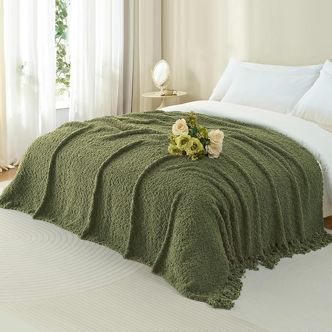Throw Blanket for Couch, Olive Green Luxury Knitted Throws 60"x80", Textured Blankets with Handmade Fringe Tassels for Bed Sofa Decorative, Chunky Soft Farmhouse Boho Home Decor
