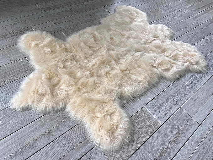 LAMBZY Bear Skin Rug Super Soft Fluffy Faux Fur for Bedroom Floor Sofa Living Room High-Density Plush Shaggy Carpet Sofa Cover Bedside Sheepskin Rug (5'x7', Cream)