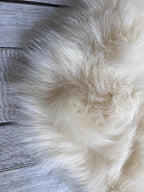 LAMBZY Bear Skin Rug Super Soft Fluffy Faux Fur for Bedroom Floor Sofa Living Room High-Density Plush Shaggy Carpet Sofa Cover Bedside Sheepskin Rug (5'x7', Cream)