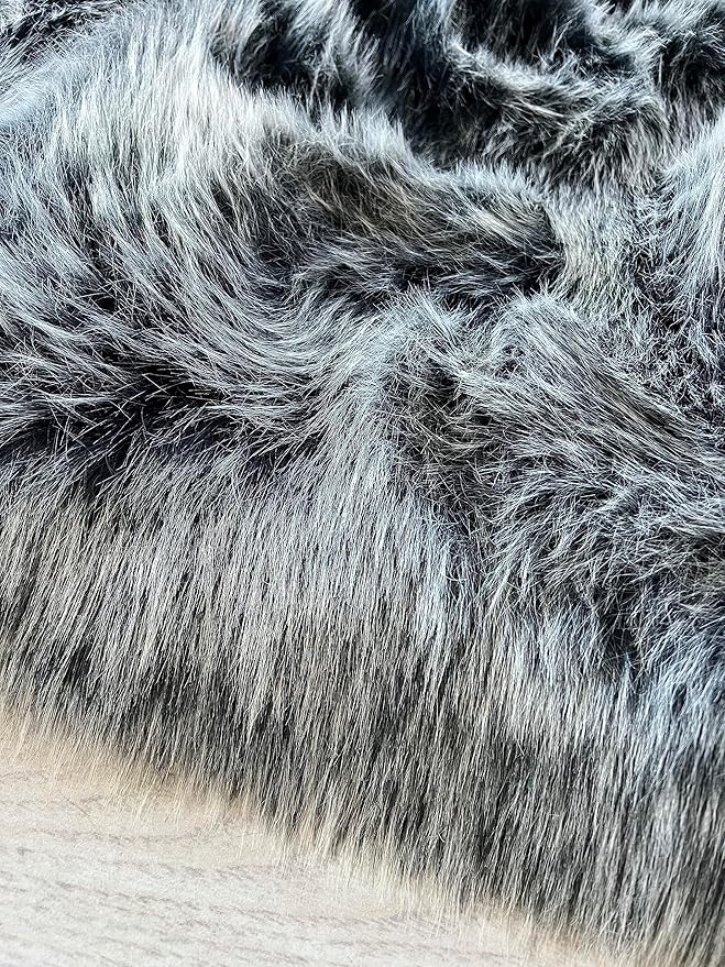 LAMBZY Bear Skin Rug Super Soft Fluffy Faux Fur for Bedroom Floor Sofa Living Room High-Density Plush Shaggy Carpet Sofa Cover Bedside Sheepskin Rug (4'x6', Black/White)