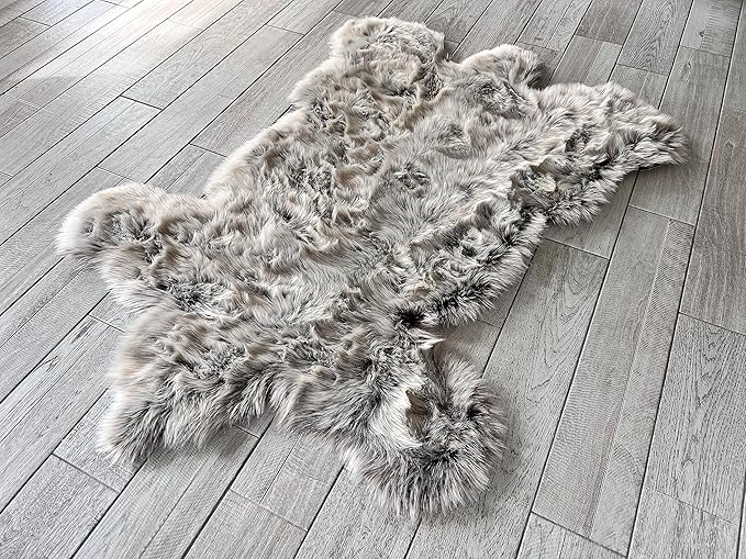 LAMBZY Bear Skin Rug Super Soft Fluffy Faux Fur for Bedroom Floor Sofa Living Room High-Density Plush Shaggy Carpet Sofa Cover Bedside Sheepskin Rug (5'x7', Brown/Beige)